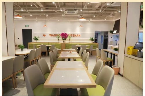 长宁社区食堂开业 一站式满足居民三餐与文艺需求